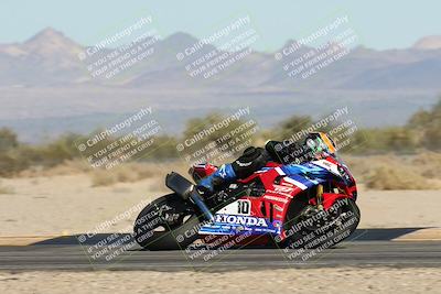 media/Nov-01-2025-CVMA (Sat) [[fc0f7531b8]]/Race 10-Formula Superbike-Supersport Open/